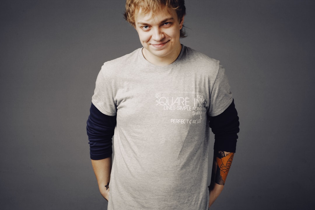 erfahren sie alles über das vermögen von luke littler, seine einnahmen und finanzielle erfolge im detail.